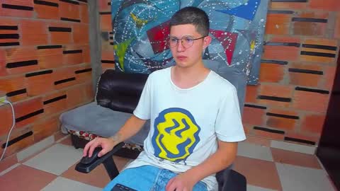 Snapshot of patrik027 chatting on 03.06.25 .... online show from 03.06.25