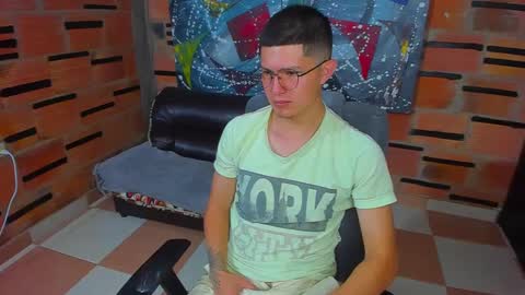 Snapshot of patrik027 chatting on 03.11.25 .... online show from 03.11.25