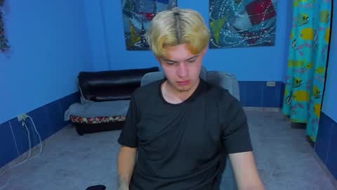 Snapshot of patrik027 chatting on 09.14.25 .... online show from 09.14.25