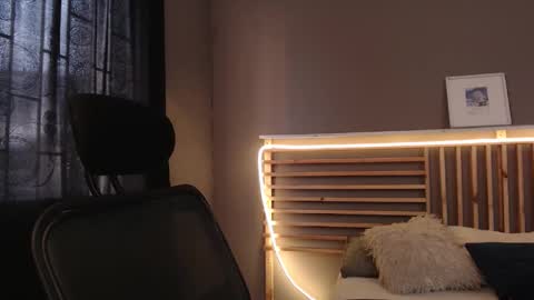 Snapshot of paul_evanss chatting on 02.06.26 Paul online show from 02.06.26