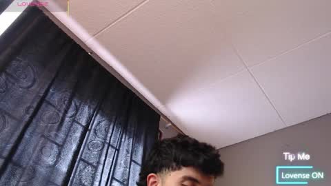 Snapshot of paul_evanss chatting on 02.13.26 Paul online show from 02.13.26