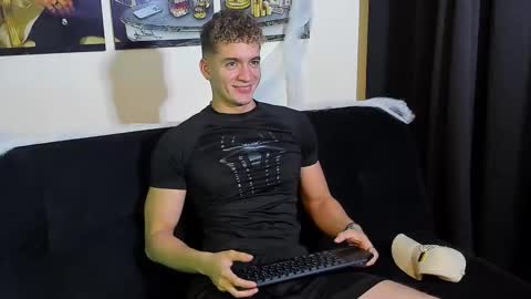 Paull George online show from 10.18.25