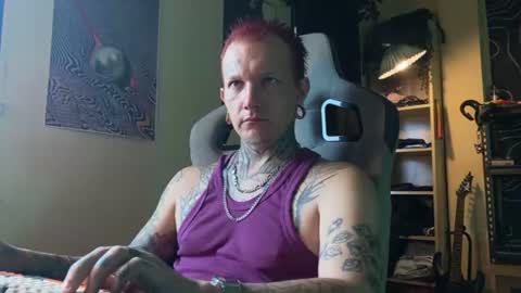 Snapshot of paul_razor chatting on 06.21.26 Paul online show from 06.21.26