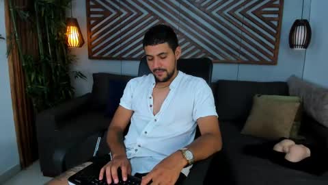 Paul Rivera online show from 02.12.25