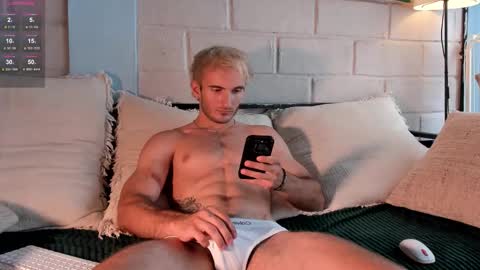 Snapshot of paul_rubini chatting on 03.23.26 Paul online show from 03.23.26