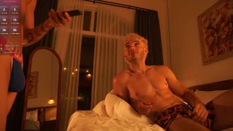 Snapshot of paul_rubini chatting on 04.10.26 Paul online show from 04.10.26