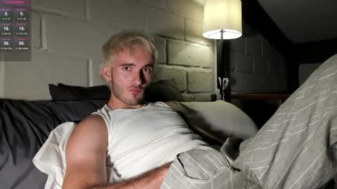 Snapshot of paul_rubini chatting on 04.11.26 Paul online show from 04.11.26