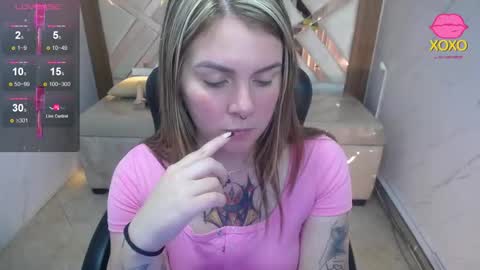 Snapshot of paula_b_ chatting on 03.19.26 Paula online show from 03.19.26