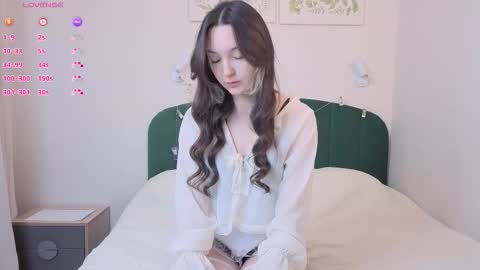 Snapshot of paulaharris chatting on 02.11.26 Alice online show from 02.11.26