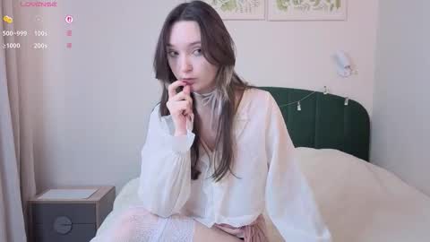 Snapshot of paulaharris chatting on 02.15.26 Alice online show from 02.15.26