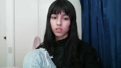 Snapshot of paulainblue chatting on 12.04.24   online show from 12.04.24