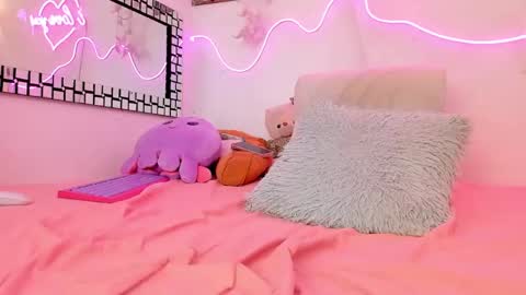 Paula online show from 02.18.25