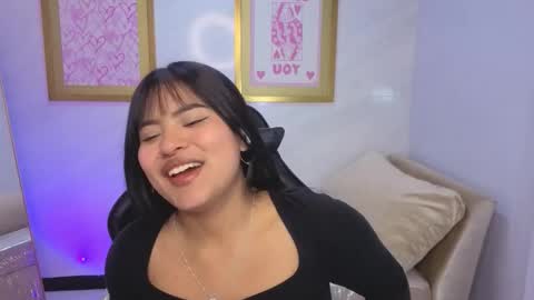 Live 800am 200pm COLOMBIAN HOUR online show from 02.06.26