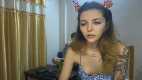 Snapshot of paulettegoddard chatting on 12.08.24 Isla Chase online show from 12.08.24