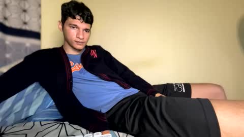 Snapshot of paulhot18 chatting on 04.04.26 Paul Mklain online show from 04.04.26