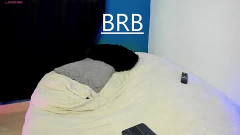 Paulina online show from 10.19.25