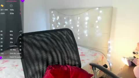 Snapshot of paulina_afrodita chatting on 05.29.26 MEGANLovense is active Private is OpenAnd my Fav thing is Squirt On ur Face and make ur dick happy. online show from 05.29.26