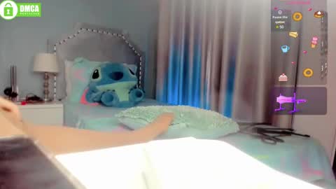 Snapshot of paulina_doll_ chatting on 12.19.24 Paulina online show from 12.19.24