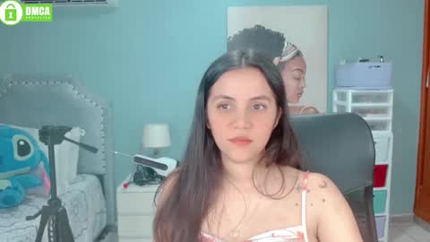 Snapshot of paulina_doll_ chatting on 02.25.25 Paulina online show from 02.25.25