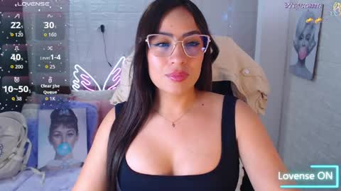 Snapshot of paulina_galvis2700 chatting on 05.21.26 paulina online show from 05.21.26