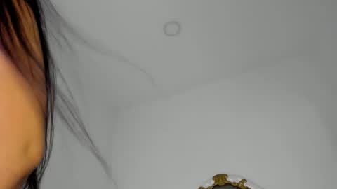 paulina lux online show from 03.05.26