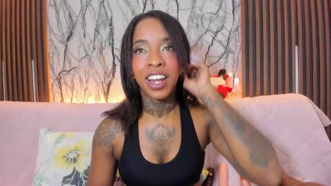 Pauline online show from 12.17.25