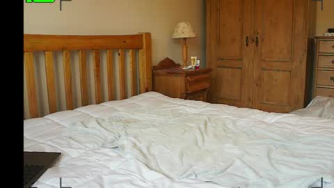 Snapshot of paullie2011 chatting on 11.03.25 paullie2011 online show from 11.03.25