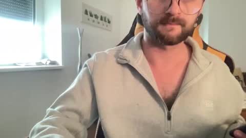 love bush online show from 10.28.25