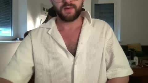 love bush online show from 11.18.25