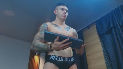 Snapshot of paulthompson_ chatting on 02.09.26 Paul online show from 02.09.26