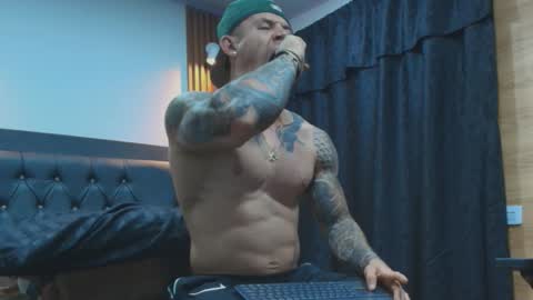 Paul online show from 03.02.26