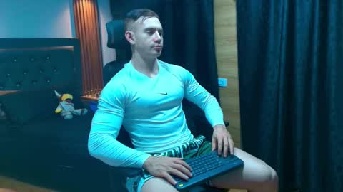 Paul online show from 04.03.26