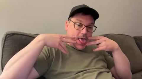 paulyg161 online show from 03.10.26