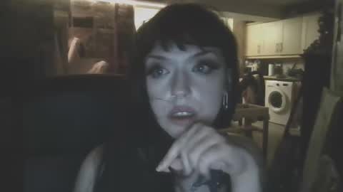pawggersgoth online show from 10.11.25