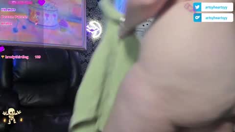 Snapshot of pawggoddess778 chatting on 12.06.24 ArtsyHeartsyy online show from 12.06.24