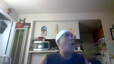 Snapshot of pawgkiller chatting on 10.17.25 pawgkiller online show from 10.17.25