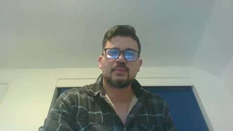 Snapshot of pawgpusslover chatting on 02.01.25 pawgpusslover online show from 02.01.25