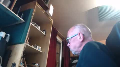 Snapshot of pc8474408 chatting on 04.19.26 pc8474408 online show from 04.19.26