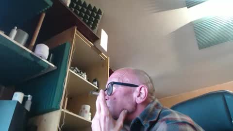 Snapshot of pc8474408 chatting on 04.25.26 pc8474408 online show from 04.25.26
