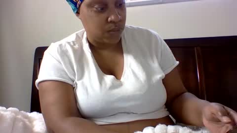 Snapshot of pcaring86 chatting on 03.19.26 pcaring86 online show from 03.19.26