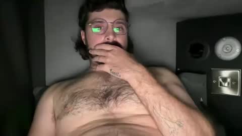 Snapshot of pcklpnts1990 chatting on 10.20.25 onlyfan christographer sub to me  online show from 10.20.25