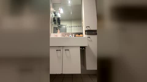 pe770100 online show from 04.13.26