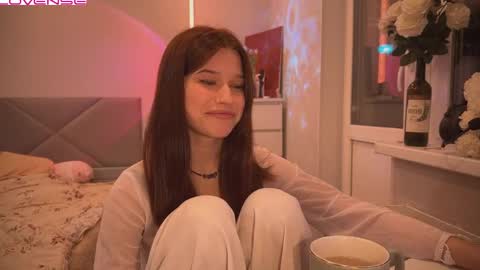 Sandra  Next Stream  pm MSK 5 pm UTC1pm EDT online show from 02.21.25