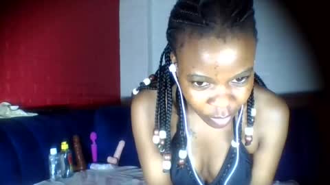 Snapshot of peach_melbah chatting on 06.25.26 peach_melbah online show from 06.25.26