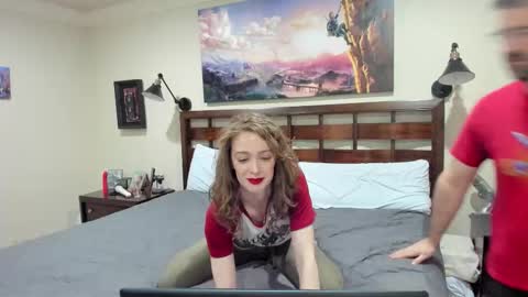 Peaches  Cupcake Rachel and Bryce online show from 11.23.25