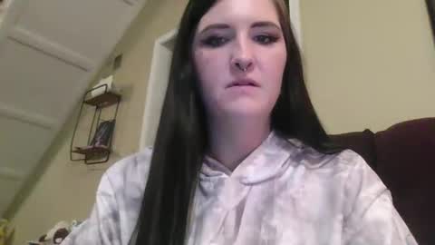 Snapshot of peachesxcreme chatting on 10.04.25 peachesxcreme online show from 10.04.25