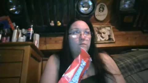 Snapshot of peachtree197 chatting on 02.14.25 peachtree197 online show from 02.14.25