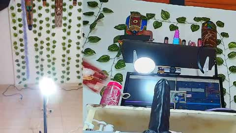 Snapshot of peachy__baby chatting on 04.23.26 peachy__baby online show from 04.23.26