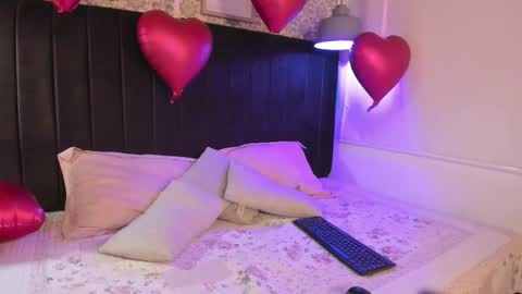 Snapshot of peachy_dh chatting on 02.13.26 peachy online show from 02.13.26