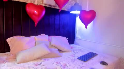 Snapshot of peachy_dh chatting on 02.18.26 peachy online show from 02.18.26